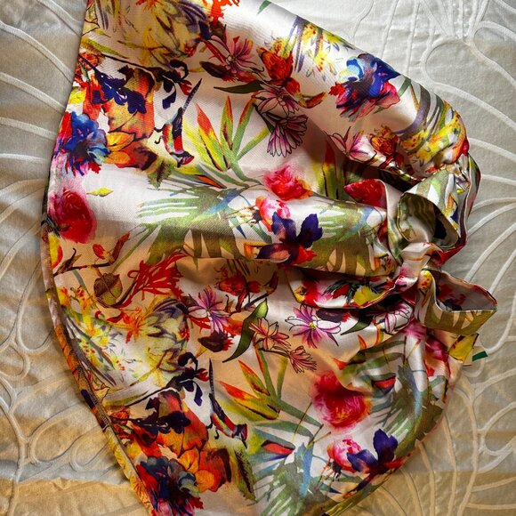 Medium-Revampe Birds in the flowers pattern Puffy Mini - Picture 5 of 16